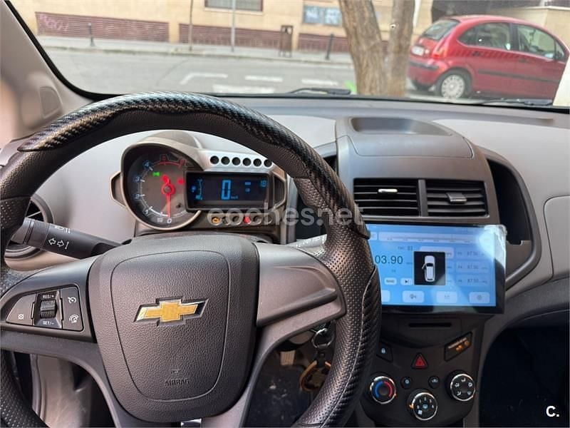 Usado Chevrolet Aveo LT 75 CV (55 kW) 2013 Negro Berlina