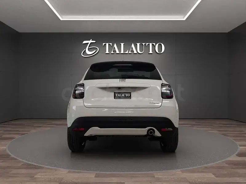 Nuevo Fiat 600 Icon 110 CV (80 kW) 2026 Blanco SUV