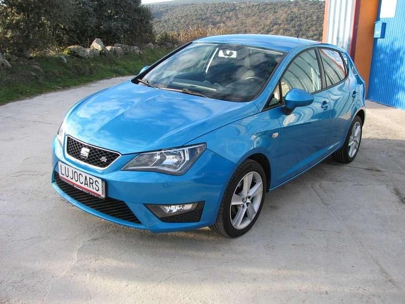 Usado Seat Ibiza FR 105 CV (77 kW) 2015 Azul Utilitario