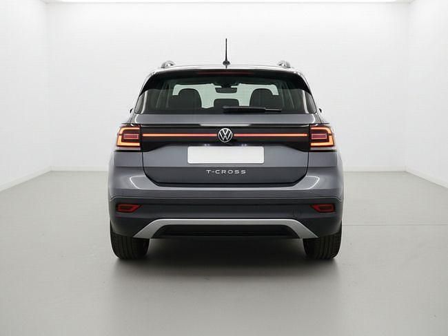 Usado VW T-Cross Advance 110 CV (80 kW) 2023 Gris SUV