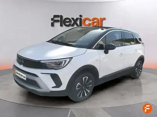 Usado Opel Crossland Elegance 130 CV (95 kW) 2024 Gris SUV