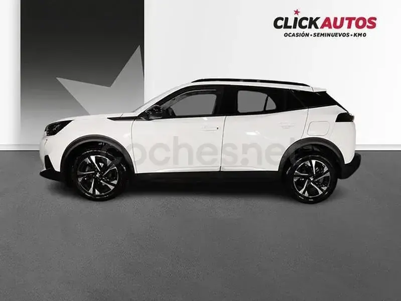 Usado Peugeot 2008 Allure 100 CV (73 kW) 2022 Blanco SUV