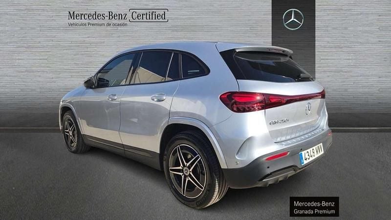 Usado Mercedes EQA250+ 139 kW (190 CV) 2024 Plateado SUV