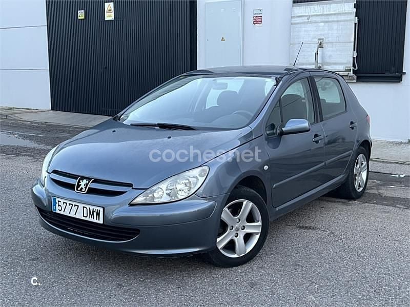 Gris / plata Usado 2005 Peugeot 307 Berlina | 2190 € (Buen precio) - Imagen 1/4