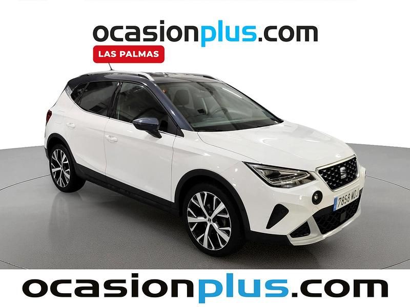 Usado Seat Arona Xperience 110 CV (80 kW) 2023 Blanco SUV