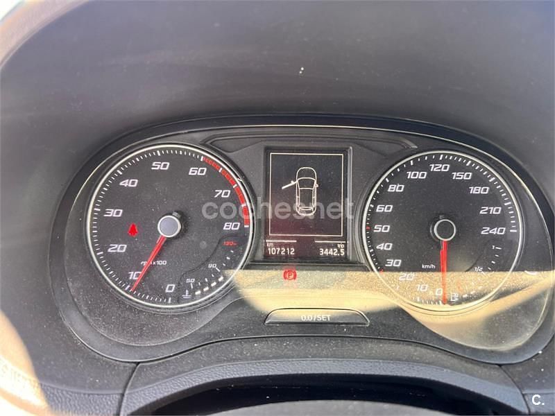 Usado Seat Ibiza SC FR 110 CV (80 kW) 2016 Blanco Utilitario