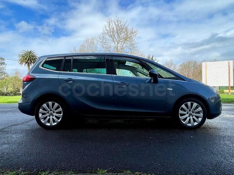 Usado Opel Zafira Tourer Excellence 165 CV (121 kW) 2014 Azul Monovolumen