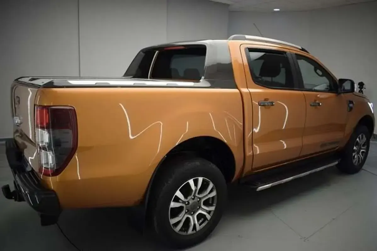 Usado Ford Ranger 200 CV (147 kW) 2019 Naranja Pickup/Camioneta