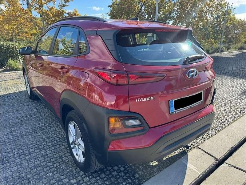 Usado Hyundai Kona 120 CV (88 kW) 2019 Burdeos SUV