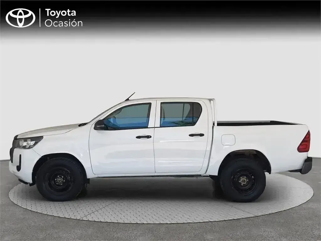 Usado Toyota HiLux 150 CV (110 kW) 2022 Blanco Pickup/Camioneta