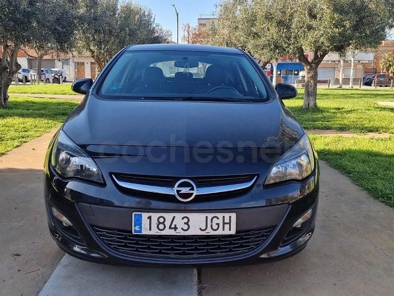 Usado Opel Astra Excellence 110 CV (80 kW) 2015 Negro Berlina