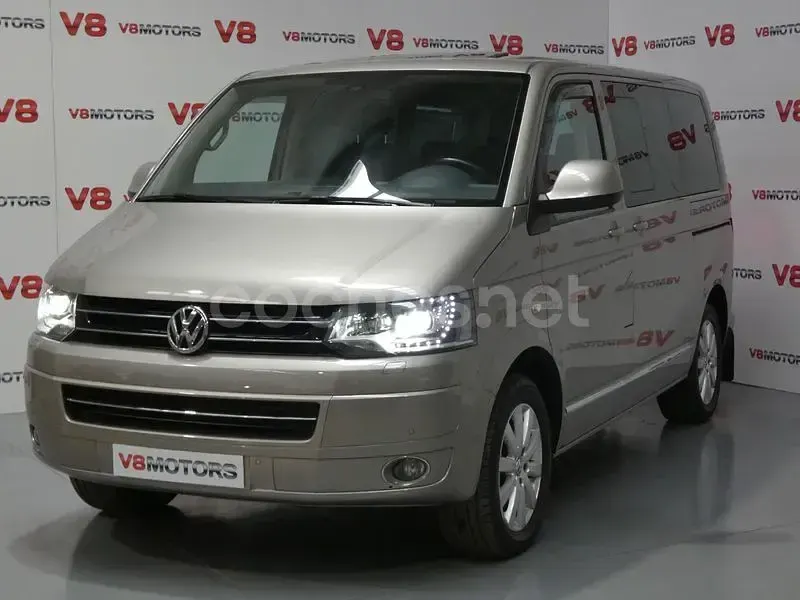 Usado VW Multivan Highline 180 CV (132 kW) 2013 Gris / plata Monovolumen
