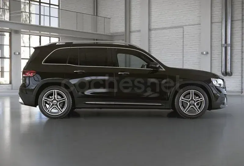 Occasion Mercedes GLB200 AMG line 150 PK (110 kW) 2022 Zwart SUV