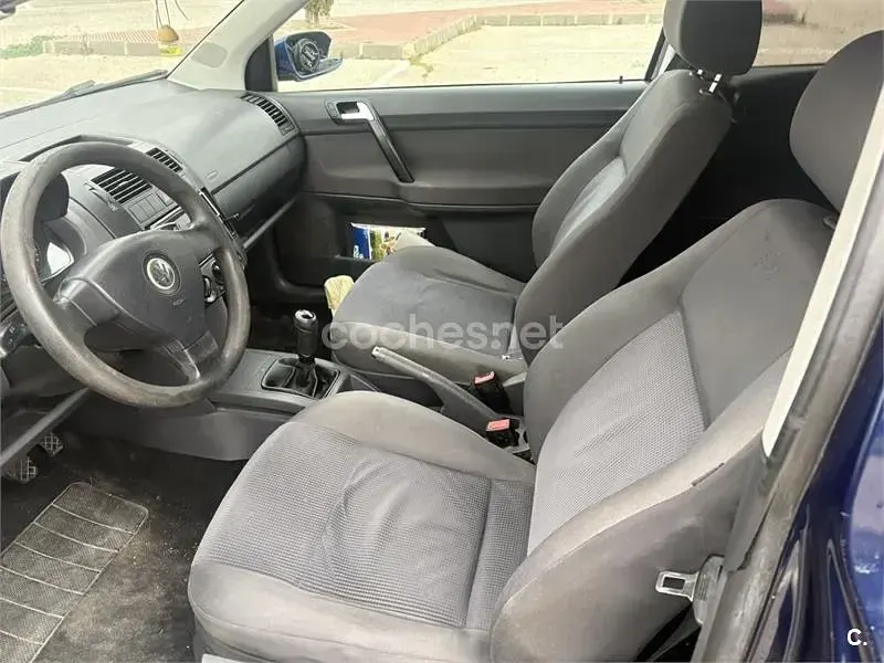 Usado Peugeot 207 70 CV (51 kW) 2007 Negro Berlina