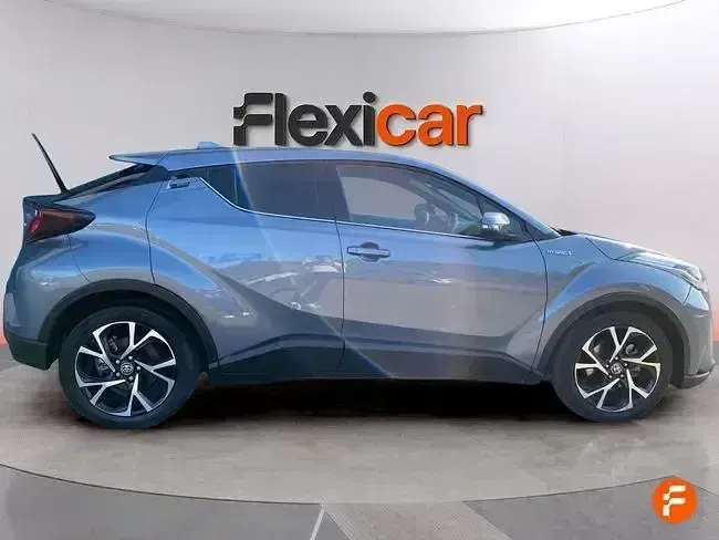Usado Toyota C-HR Advance 122 CV (89 kW) 2021 Gris SUV