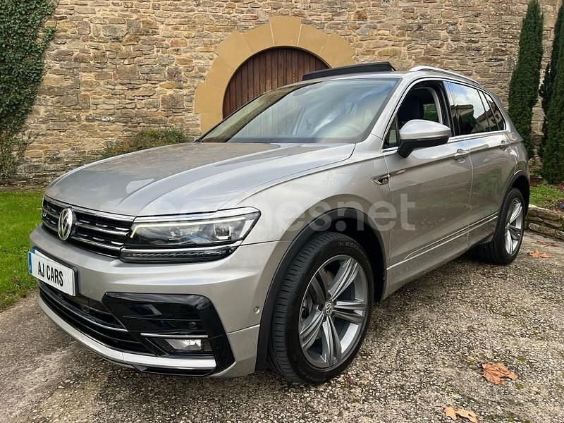 Gris / plata Usado 2019 VW Tiguan Sportline SUV | 28.900 € (Precio justo) - Imagen 1/4