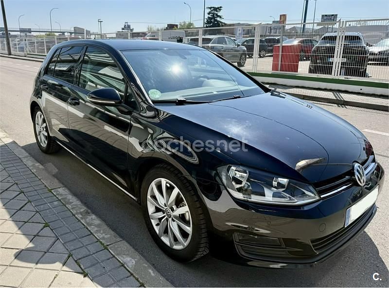 Usado VW Golf VII Advance 122 CV (89 kW) 2015 Negro Berlina