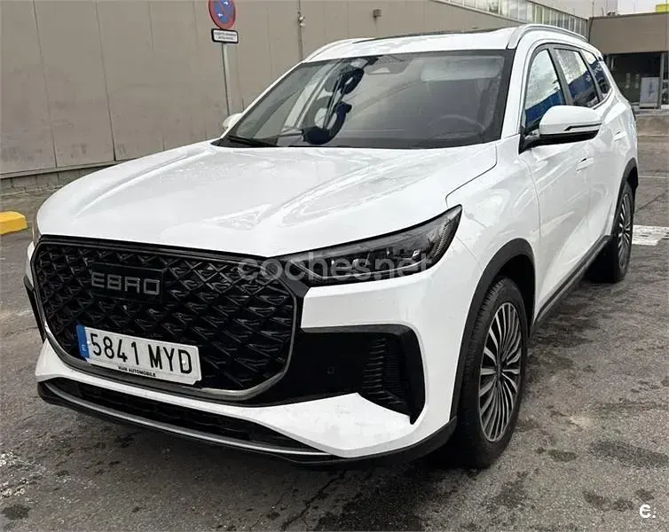 Usado Ebro s800 Luxury 147 CV (108 kW) 2025 Blanco SUV