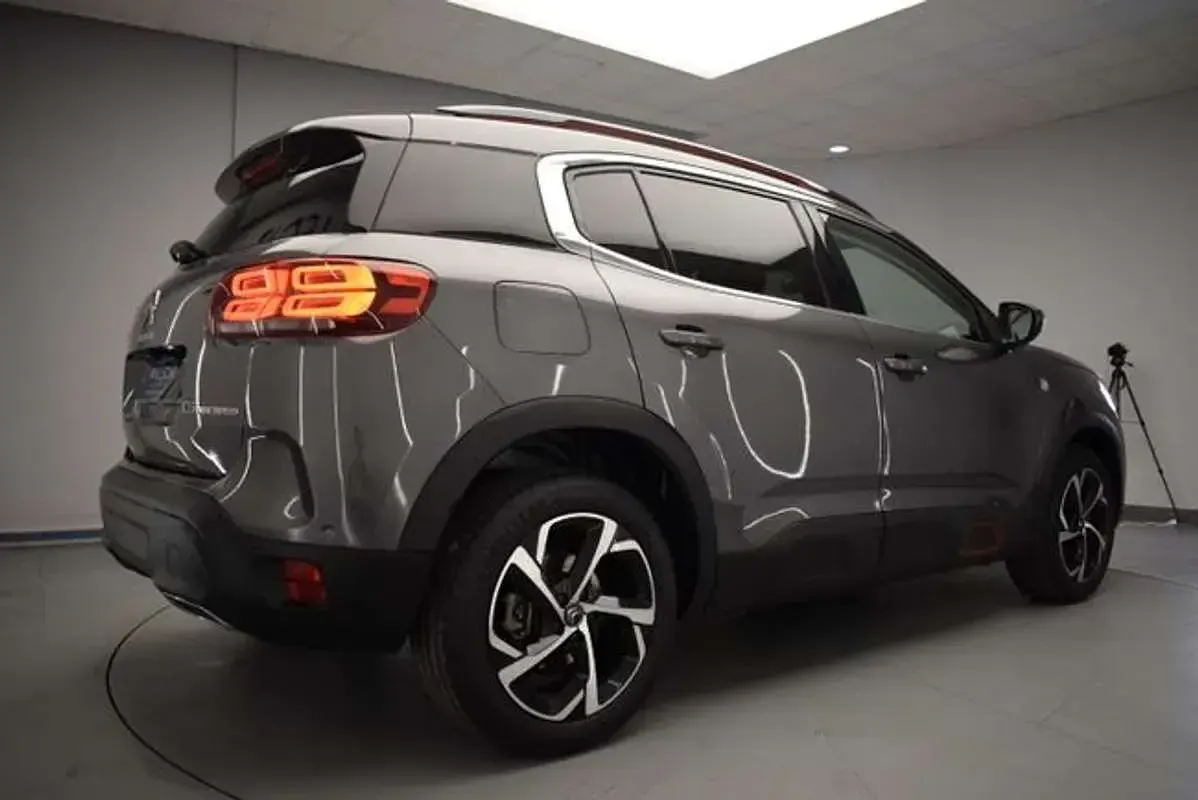 Usado Citroën C5 Aircross 131 CV (96 kW) 2022 Gris SUV