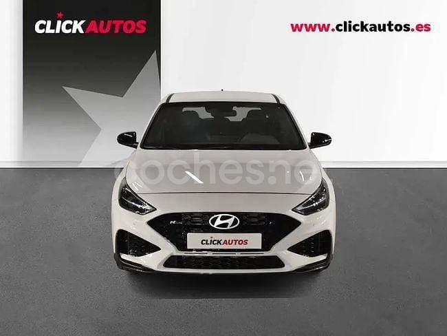 Usado Hyundai i30 N Line 96 CV (70 kW) 2025 Blanco Berlina