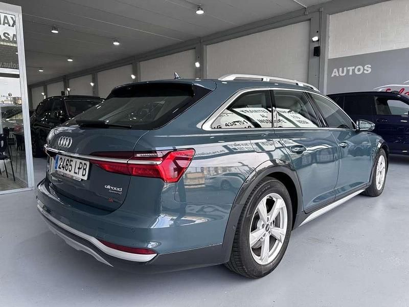 Usado Audi A6 Allroad 344 CV (253 kW) 2021 Azul Familiar