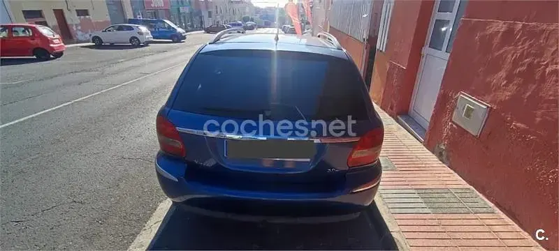 Usado Jaguar X-type Executive 130 CV (95 kW) 2004 Azul Familiar