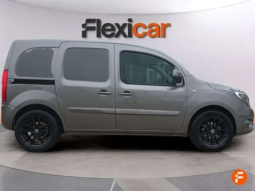 Usado Mercedes Citan 108 80 CV (58 kW) 2021 Gris Monovolumen