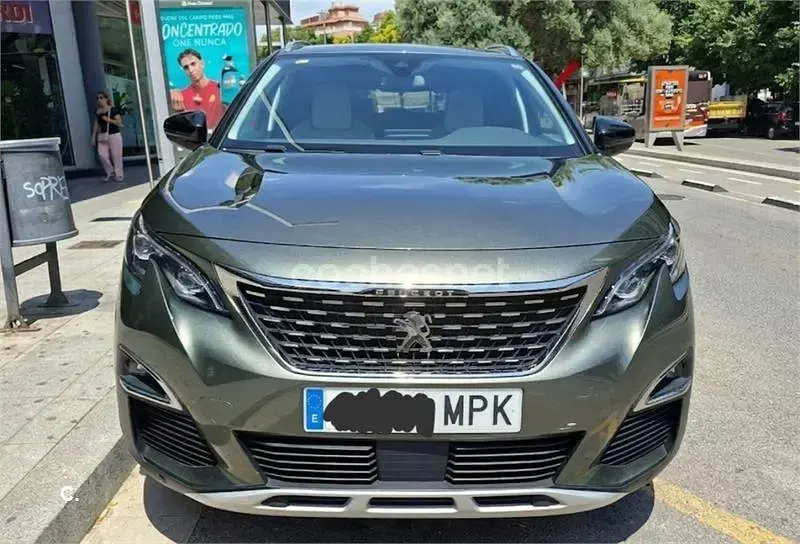 Usado Peugeot 3008 Allure 130 CV (95 kW) 2018 Gris / plata SUV