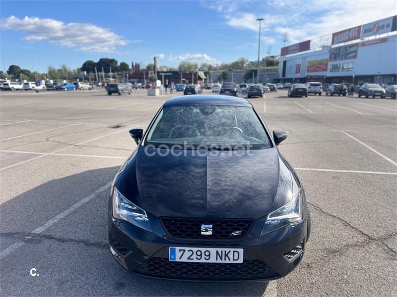 Usado Seat Leon CUPRA 280 CV (205 kW) 2015 Negro Berlina