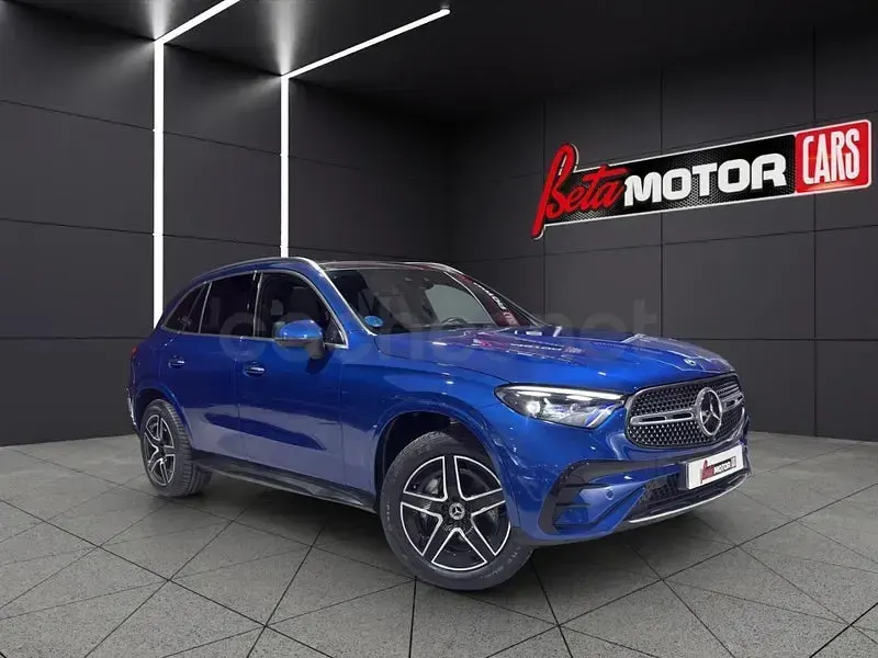 Usado Mercedes GLC300e 313 CV (230 kW) 2025 Azul SUV