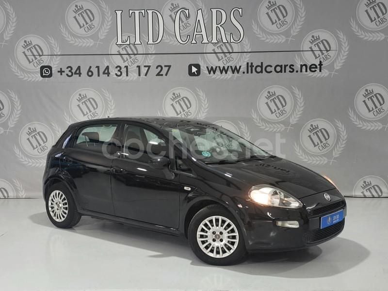 Negro Usado 2013 Fiat Punto Pop Utilitario | 6490 € (Precio justo) - Imagen 1/4