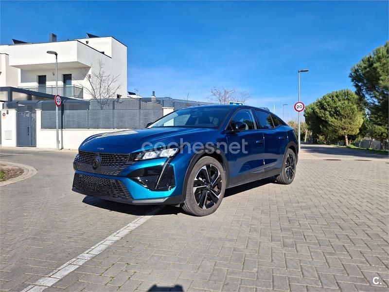 Usado Peugeot 408 Allure 181 CV (133 kW) 2024 Azul SUV