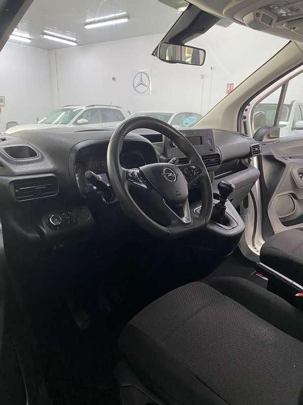 Usado Opel Combo Life Edition 102 CV (75 kW) 2021 Blanco Monovolumen