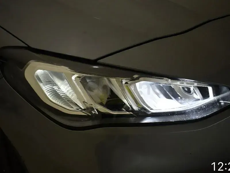 Usado BMW 218 150 CV (110 kW) 2022 Gris / plata Coupe