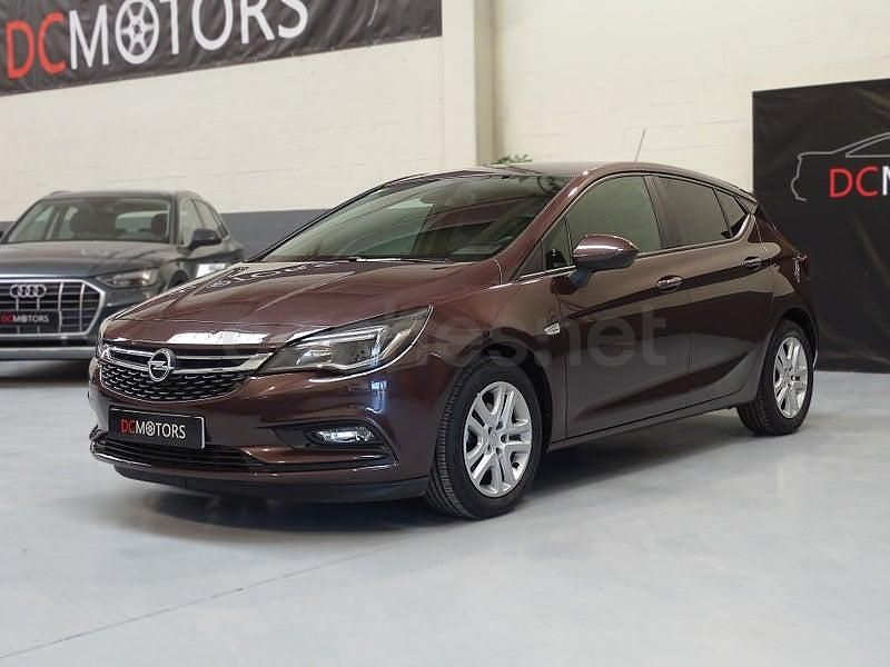Używany Opel Astra Selective 105 KM (77 kW) 2016 Brązowy Kombi