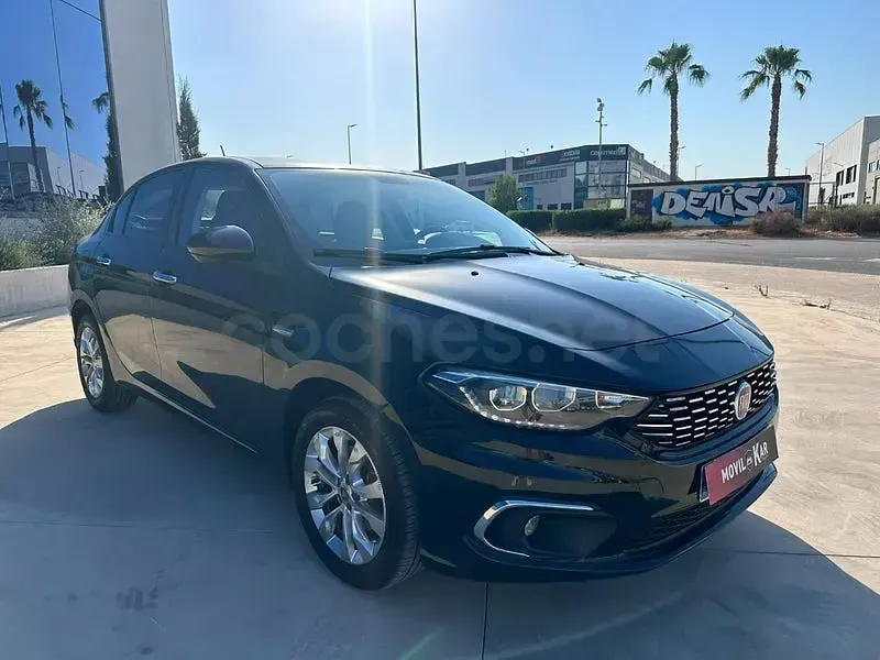 Usado Fiat Tipo Lounge 95 CV (69 kW) 2019 Negro Berlina