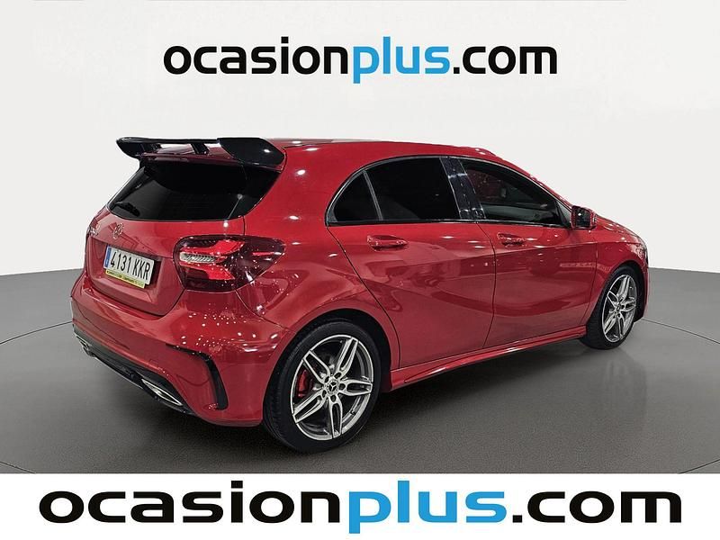 Usado Mercedes A200 AMG 136 CV (100 kW) 2018 Rojo Utilitario