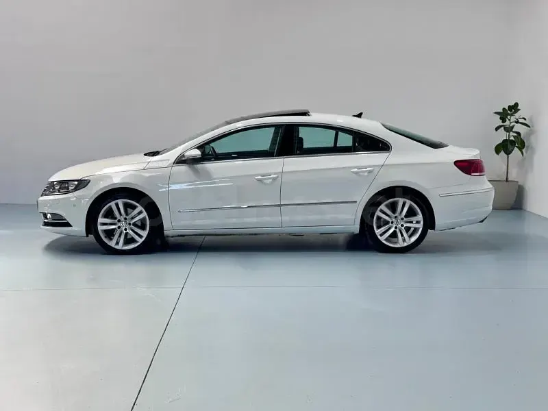 Usado VW CC 210 CV (154 kW) 2015 Blanco Berlina