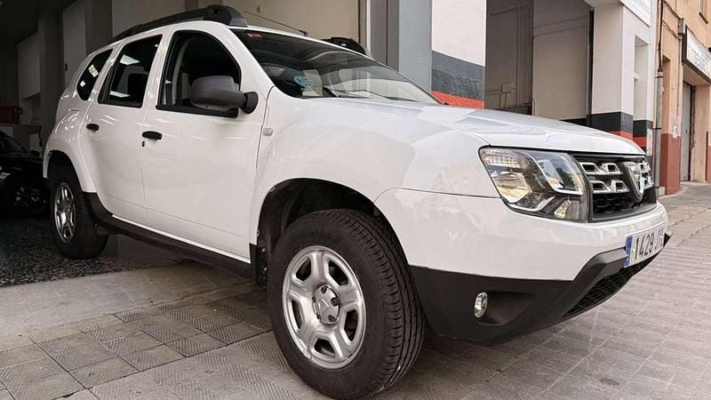 Usado Dacia Duster Ambiance 114 CV (83 kW) 2017 Blanco SUV