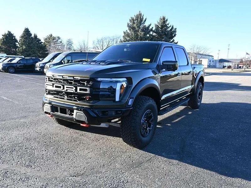Usado Ford F-150 Raptor 734 CV (539 kW) 2025 Verde Recogida