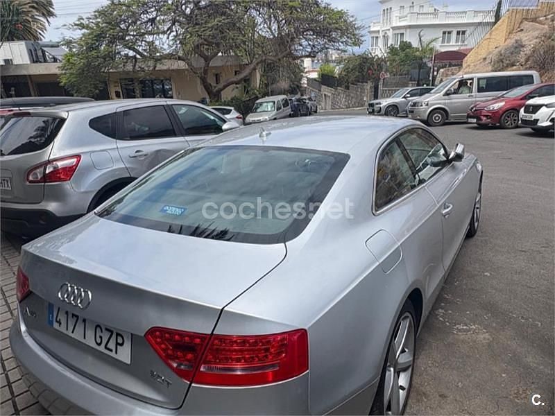 Usado Audi A5 180 CV (132 kW) 2010 Gris / plata Coupe
