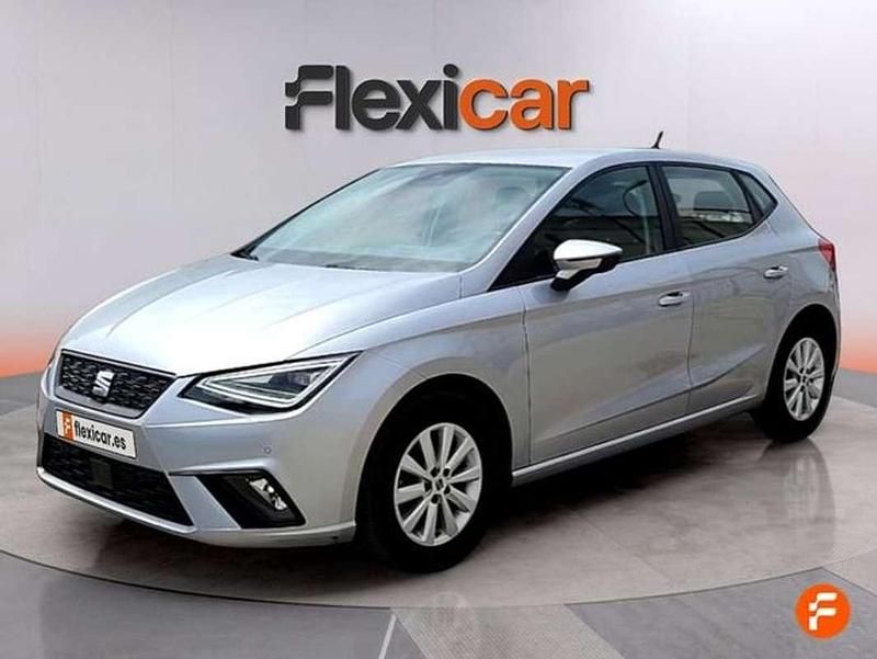 Używany Seat Ibiza Reference 80 KM (58 kW) 2023 Szary Hatchback