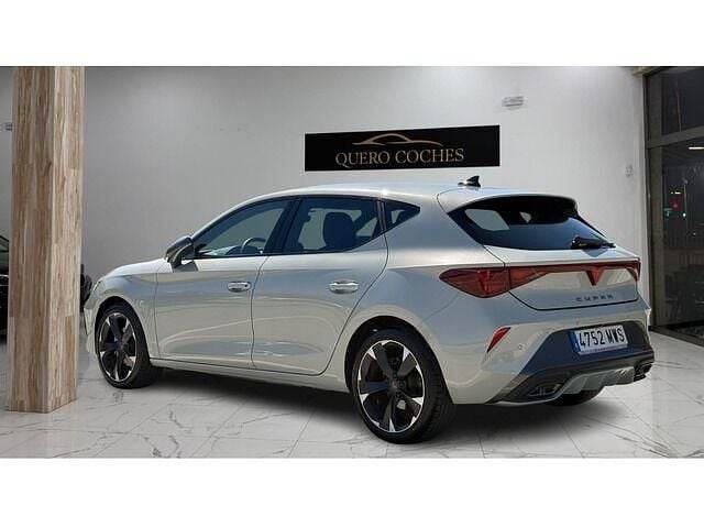 Usado Cupra Leon 150 CV (110 kW) 2024 Blanco Berlina
