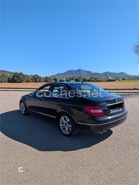 Usado Mercedes C220 Avantgarde 170 CV (125 kW) 2012 Negro Berlina