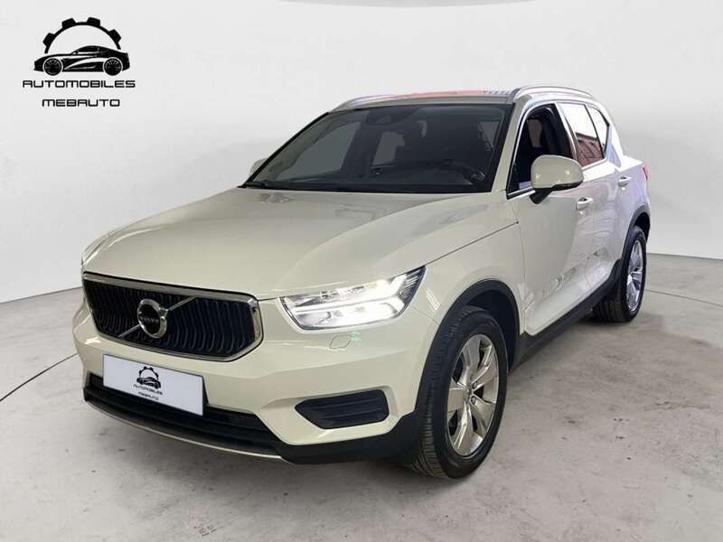 Blanco Usado 2019 Volvo XC40 Momentum SUV | 21.900 € (Caro) - Imagen 1/4