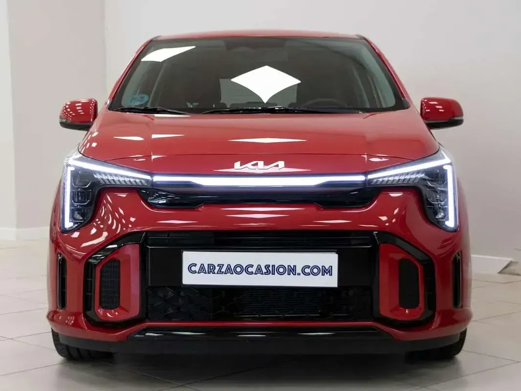 Usado Kia Picanto GT-Line 63 CV (46 kW) 2024 Rojo Utilitario