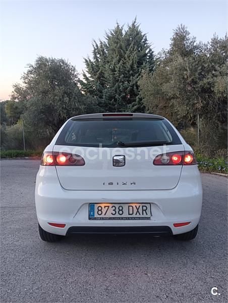 Usado Seat Ibiza Reference 70 CV (51 kW) 2006 Blanco Utilitario