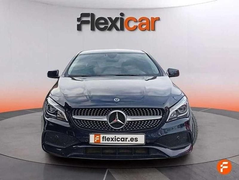 Usado Mercedes CLA200 136 CV (100 kW) 2017 Azul Berlina