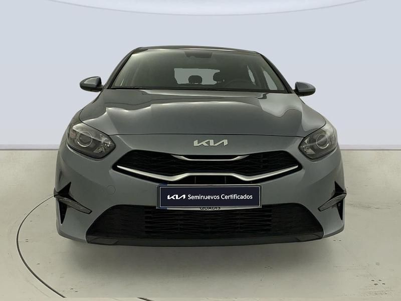 Usado Kia Ceed 100 CV (73 kW) 2026 Gris Utilitario