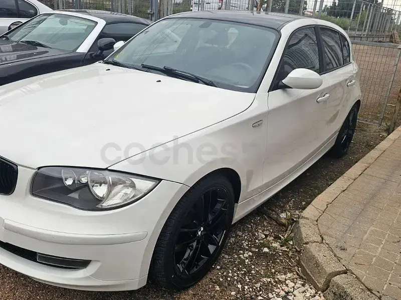 Usado BMW 118 143 CV (105 kW) 2010 Blanco Utilitario